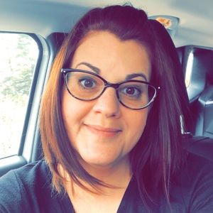 Meet your Posher, Lisa